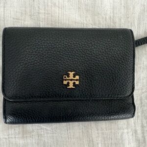 Tory Burch Carter Medium Flap Wallet